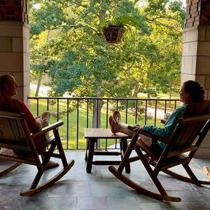 Meet your Posher, Tanya